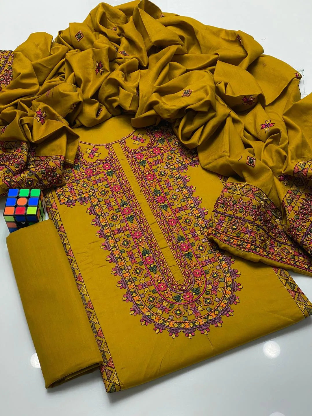 3 Pcs Women's Unstitched Embroidered Suit